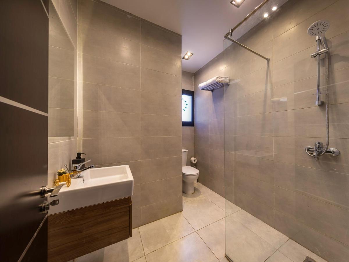 Travelholic Residence Golden Gates القاهرة المظهر الخارجي الصورة