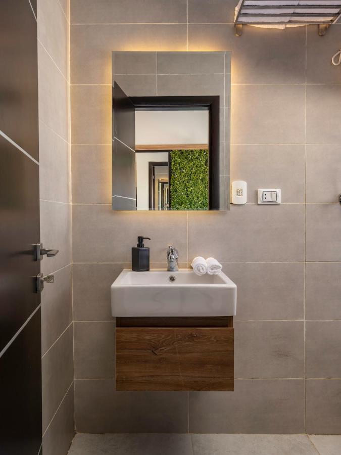 Travelholic Residence Golden Gates القاهرة المظهر الخارجي الصورة