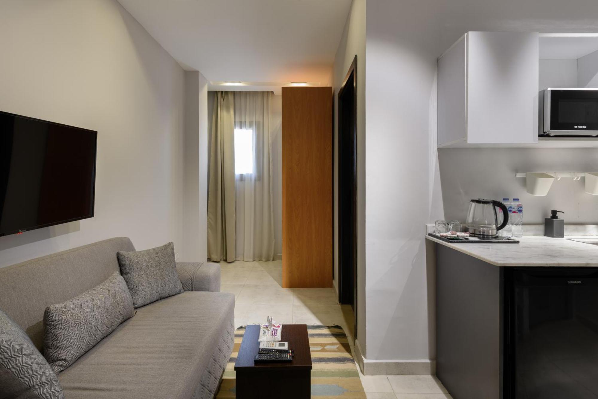 Travelholic Residence Golden Gates القاهرة المظهر الخارجي الصورة