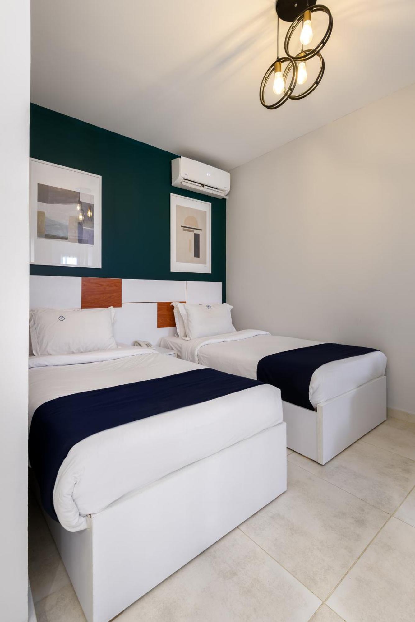 Travelholic Residence Golden Gates القاهرة المظهر الخارجي الصورة